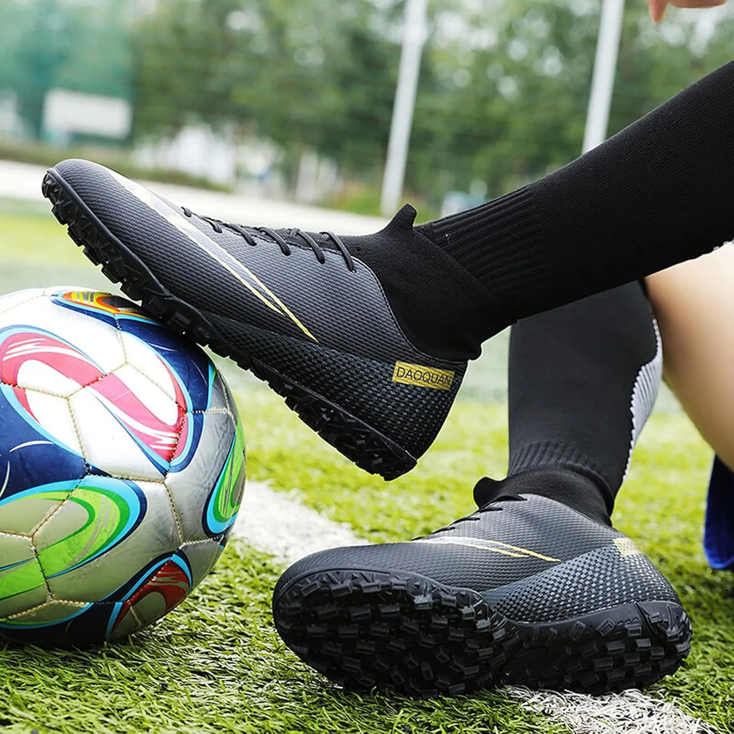 CERYTHRINA Mens Athletic Soccer Boots Kids High-Top Cleats Football Soccer Shoe Outdoor Professional Turf Non-Slip Competition Trainings Sneaker
