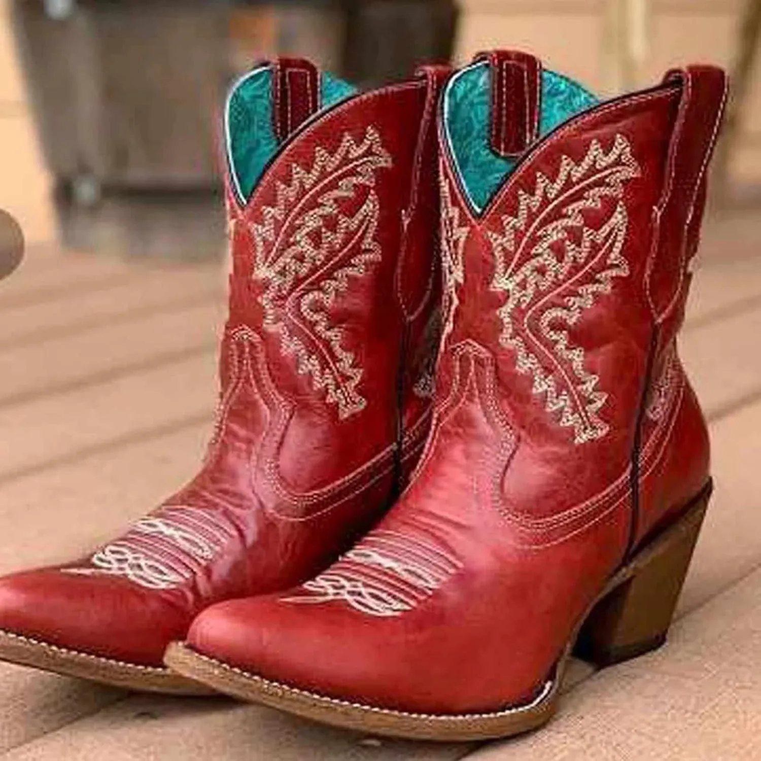 OMEARK Women's Cowboy Ankle Boots, Vintage Pointed Toe Leather Short Booties Winter Low Chunky Heel Western Mid Calf Boots Pull-On Snip Toe Embroidered Cowgirl Booties Shoes